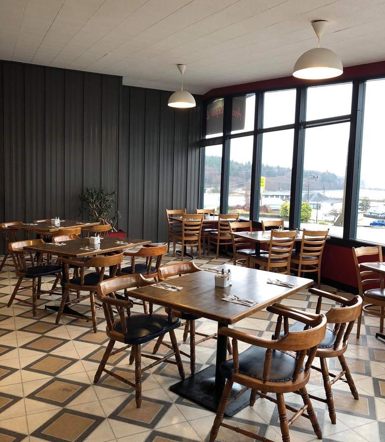 Dalewood Inn Port McNeill 외부 사진